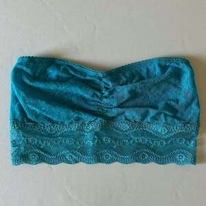 B. Tempt’d Teal Lace Bandeau Bralette Sheer Floral Lace Size Medium NWOT